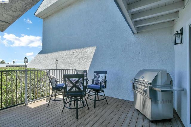 1516 Trawler St, Discovery Bay, CA 94505