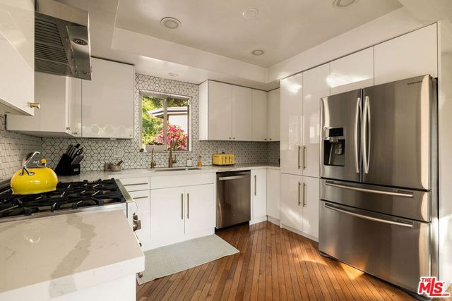 941 Cavanagh Road, Glendale, CA 91207