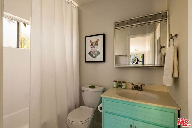 941 Cavanagh Road, Glendale, CA 91207