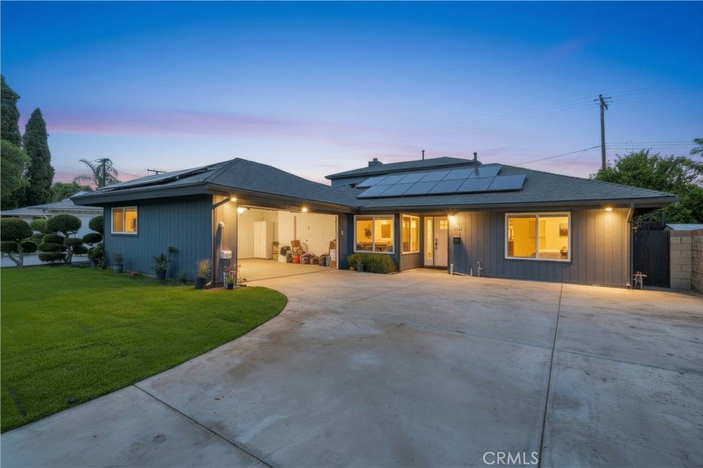 1068 Concord, Costa Mesa, CA 92626 — exterior