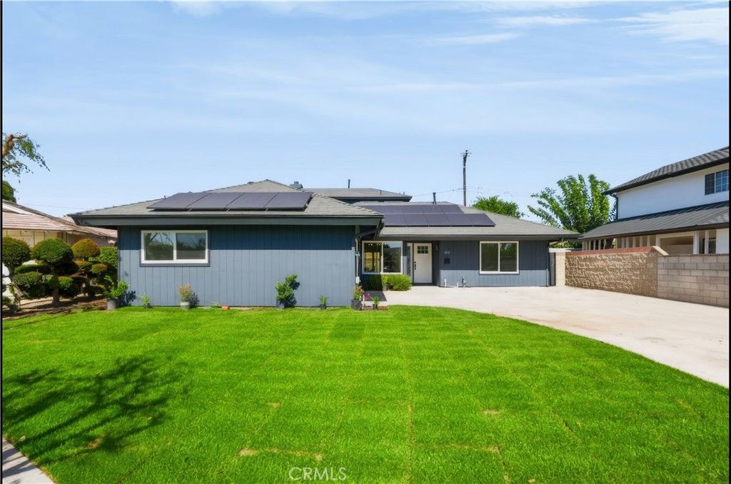 1068 Concord, Costa Mesa, CA 92626 — photo 2