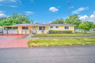 2301 SW 48th Avenue, West Park, FL 33023