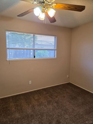 2889 Adrian Circle, Hanford, CA 93230