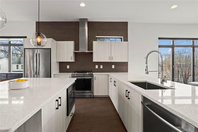 292 Gordon NE Avenue A, Atlanta, GA 30307