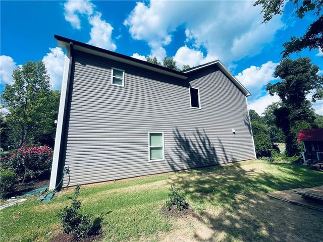 4587 Garden Street, Winston-salem, NC 27105