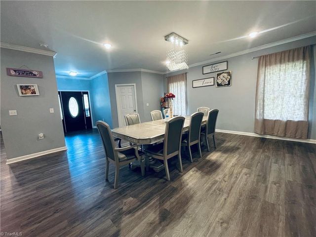 4587 Garden Street, Winston-salem, NC 27105