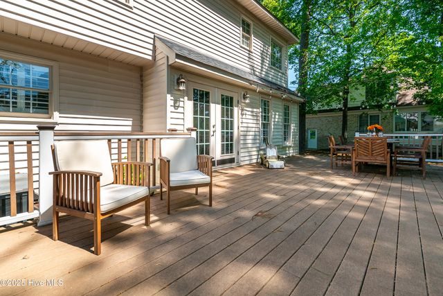 1800 Muirfield Drive, Greenville, NC 27858