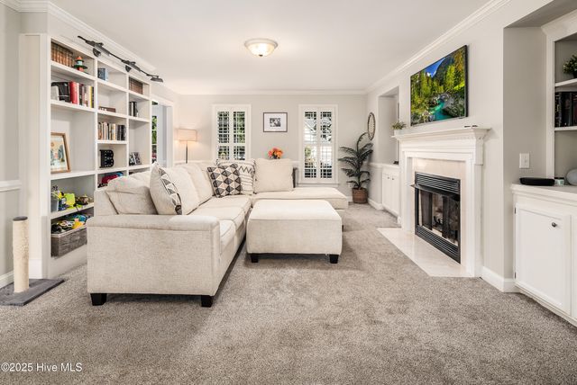 1800 Muirfield Drive, Greenville, NC 27858