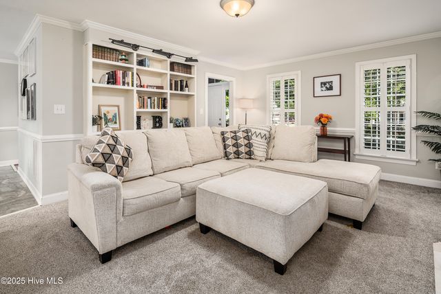 1800 Muirfield Drive, Greenville, NC 27858