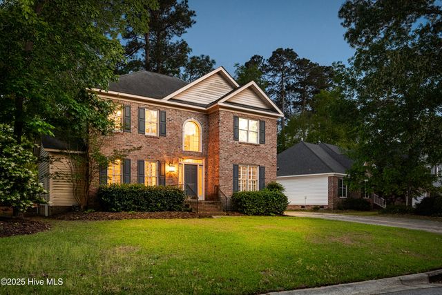 1800 Muirfield Drive, Greenville, NC 27858