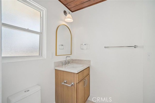 8061 Hesperia, Reseda (los Angeles), CA 91335