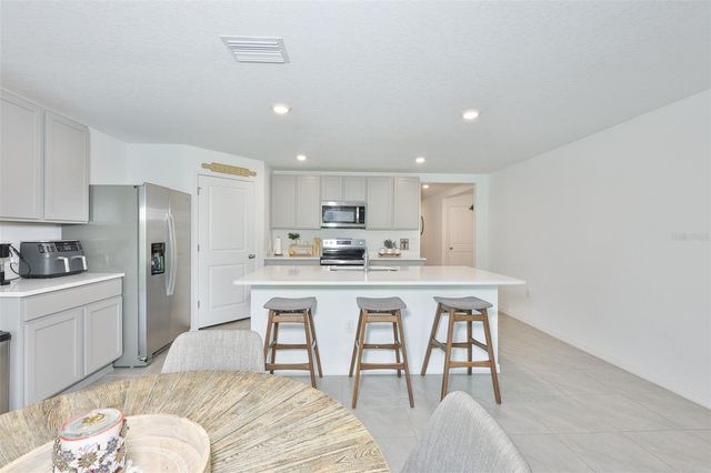 1902 TAHITIAN SUNRISE DRIVE, Plant City, FL 33565