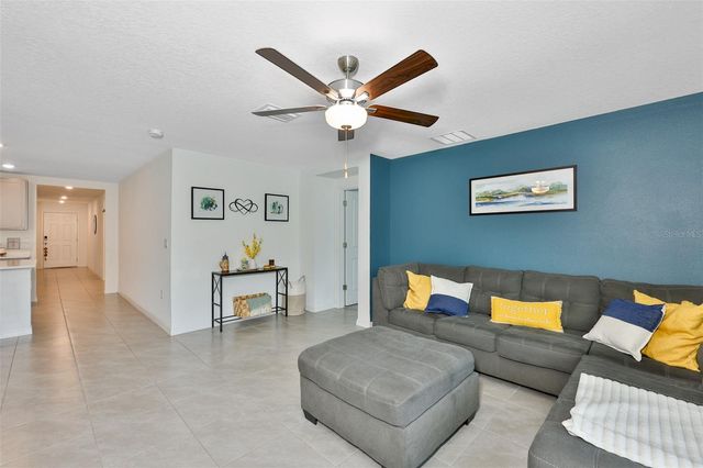 1902 TAHITIAN SUNRISE DRIVE, Plant City, FL 33565