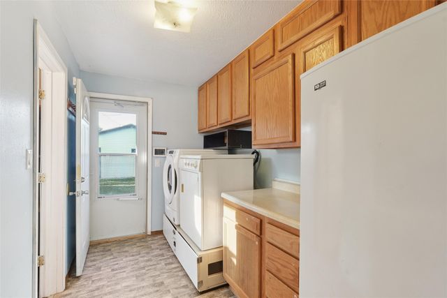 223 W Broadway Street, Colfax, IA 50054