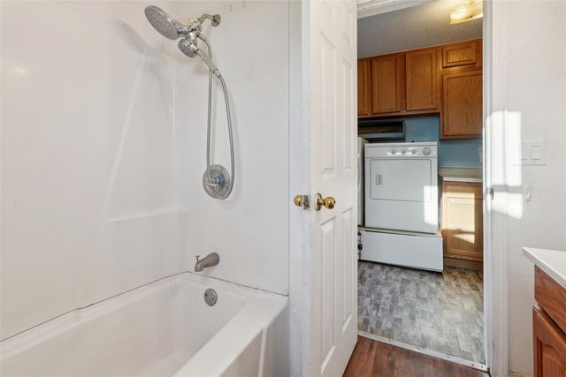 223 W Broadway Street, Colfax, IA 50054