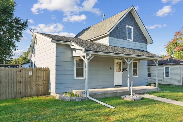 223 W Broadway Street, Colfax, IA 50054