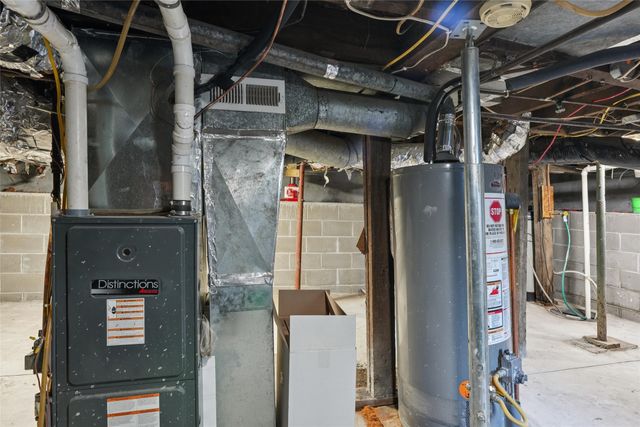 223 W Broadway Street, Colfax, IA 50054