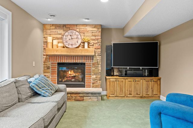 13090 Crolly Path, Rosemount, MN 55068