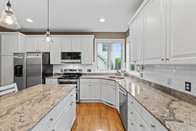 13090 Crolly Path, Rosemount, MN 55068