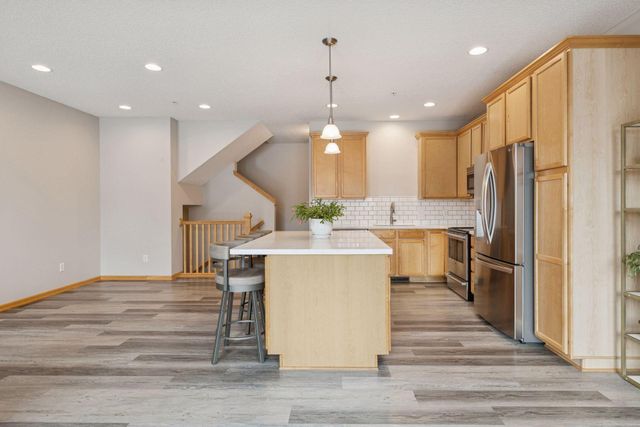 4675 Victor Path 5, Hugo, MN 55038