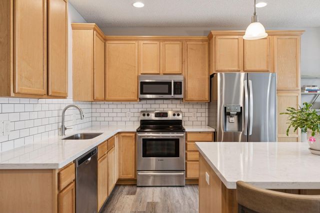 4675 Victor Path 5, Hugo, MN 55038