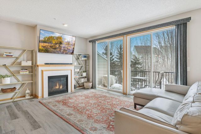 4675 Victor Path 5, Hugo, MN 55038