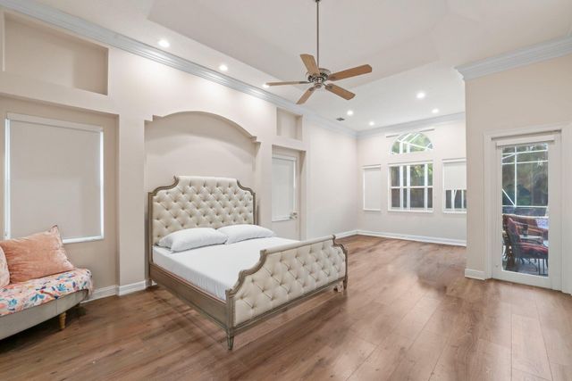 19234 S Creekshore Court, Boca Raton, FL 33498