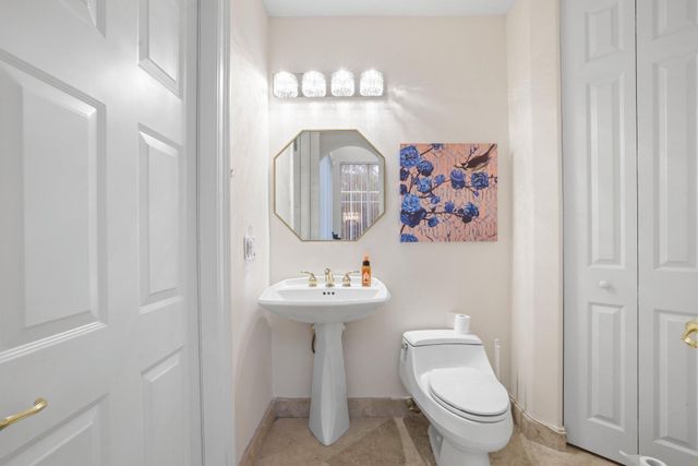 19234 S Creekshore Court, Boca Raton, FL 33498