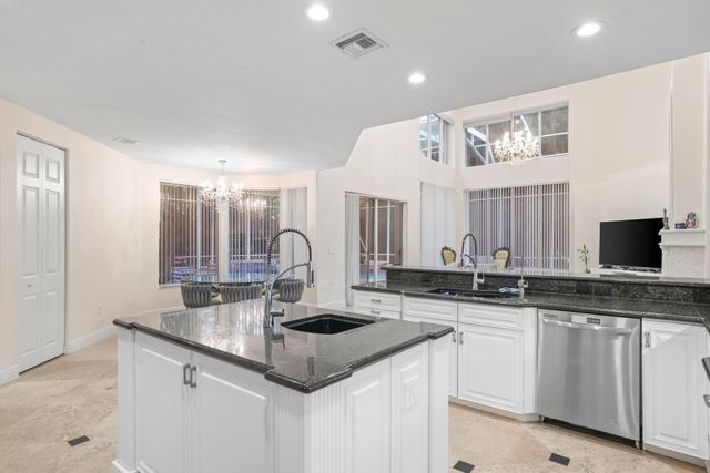 19234 S Creekshore Court, Boca Raton, FL 33498