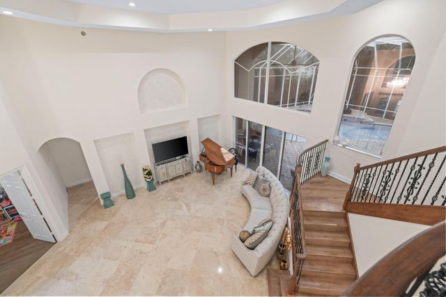 19234 S Creekshore Court, Boca Raton, FL 33498