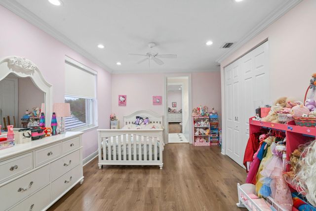 19234 S Creekshore Court, Boca Raton, FL 33498