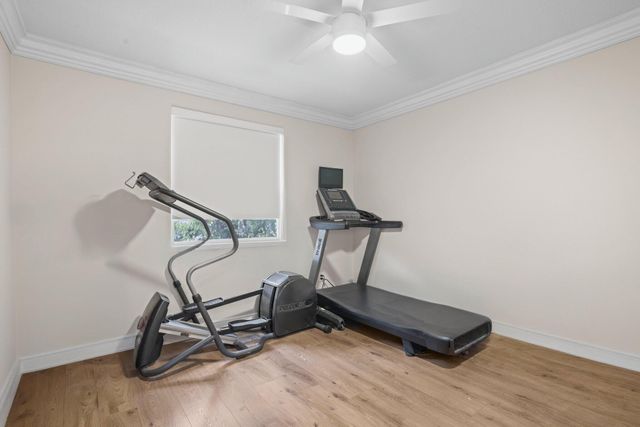 19234 S Creekshore Court, Boca Raton, FL 33498