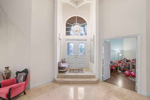 19234 S Creekshore Court, Boca Raton, FL 33498