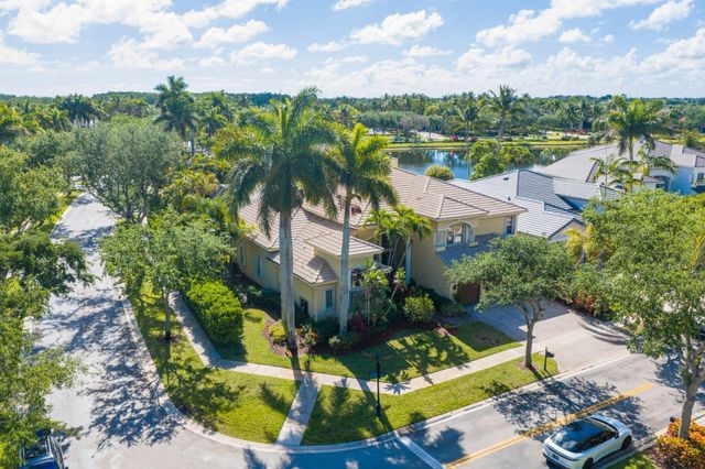 19234 S Creekshore Court, Boca Raton, FL 33498