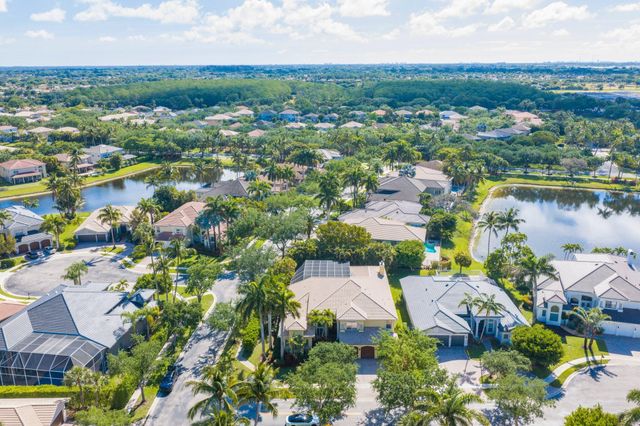 19234 S Creekshore Court, Boca Raton, FL 33498