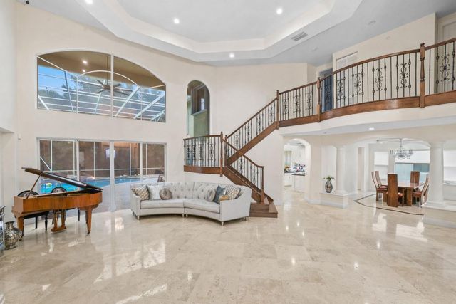 19234 S Creekshore Court, Boca Raton, FL 33498