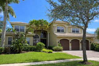19234 S Creekshore Court, Boca Raton, FL 33498