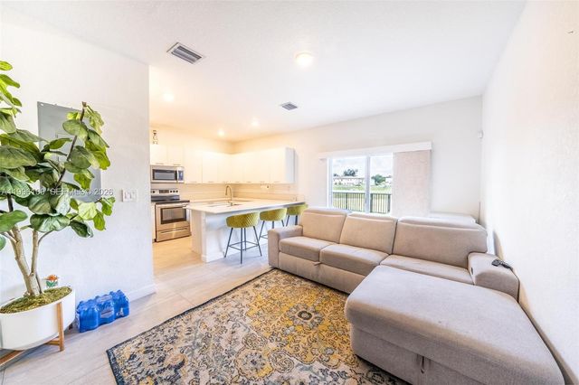 12448 NW 23rd Ct, Miami, FL 33167