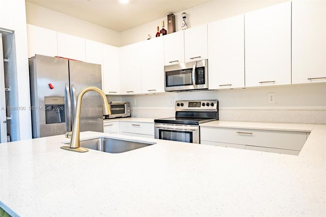 12448 NW 23rd Ct, Miami, FL 33167