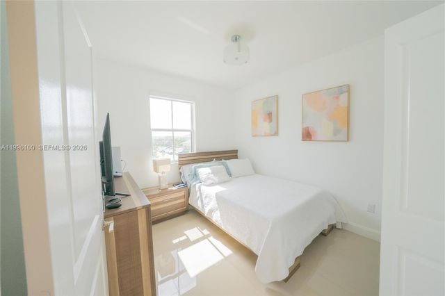 12448 NW 23rd Ct, Miami, FL 33167