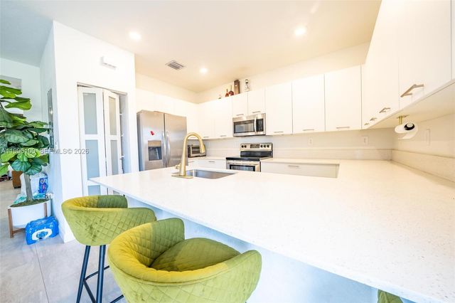 12448 NW 23rd Ct, Miami, FL 33167