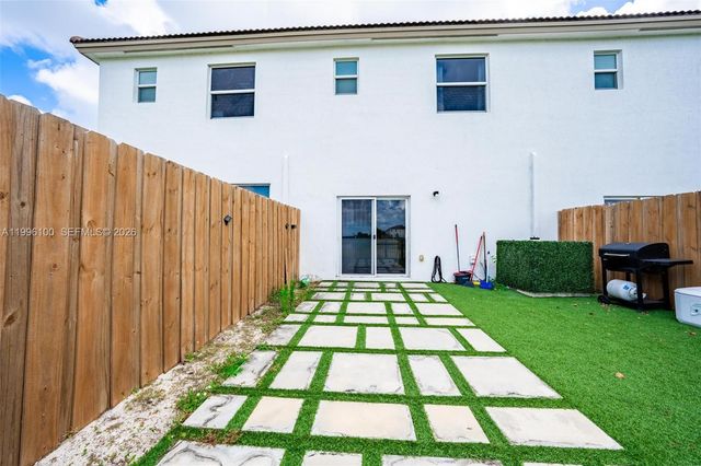 12448 NW 23rd Ct, Miami, FL 33167