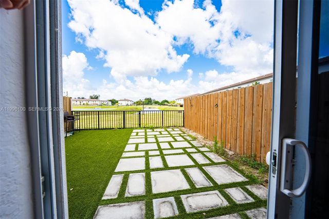 12448 NW 23rd Ct, Miami, FL 33167