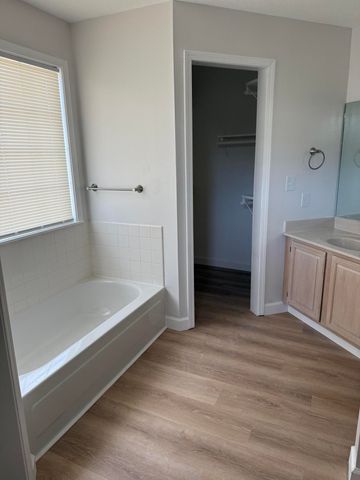 400 N BROOKLINE DR, Columbia, MO 65203