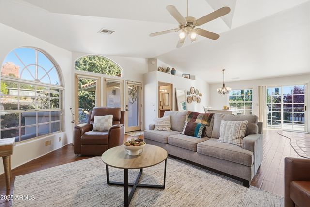 15 DRUM BEAT Circle, Sedona, AZ 86336