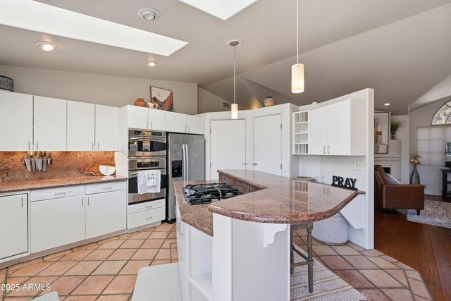 15 DRUM BEAT Circle, Sedona, AZ 86336