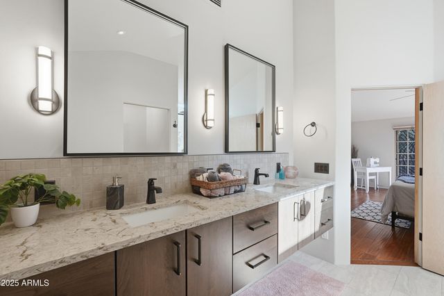 15 DRUM BEAT Circle, Sedona, AZ 86336