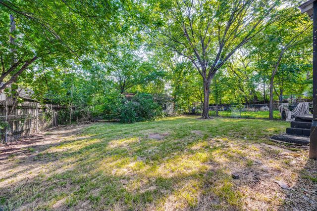 423 W Munson Street, Denison, TX 75020