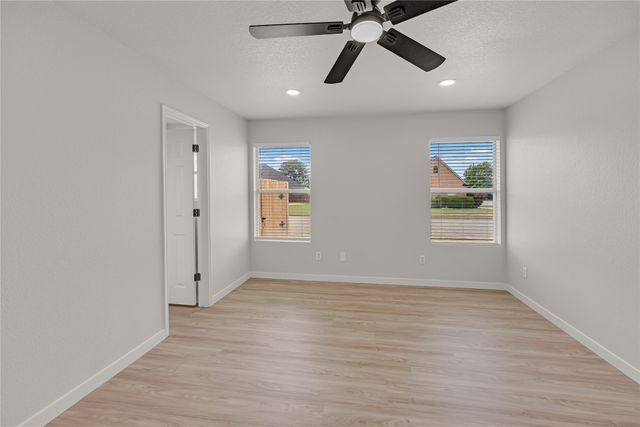 714 Remington Drive, Cleburne, TX 76033