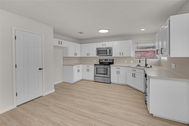 714 Remington Drive, Cleburne, TX 76033